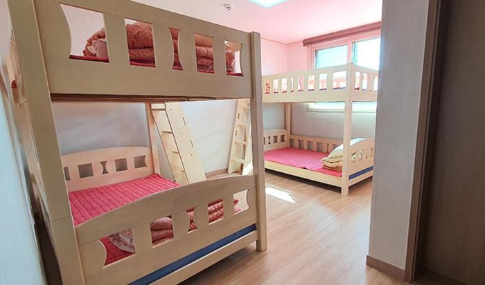Gilson Guesthouse Sokcho Bagian luar foto
